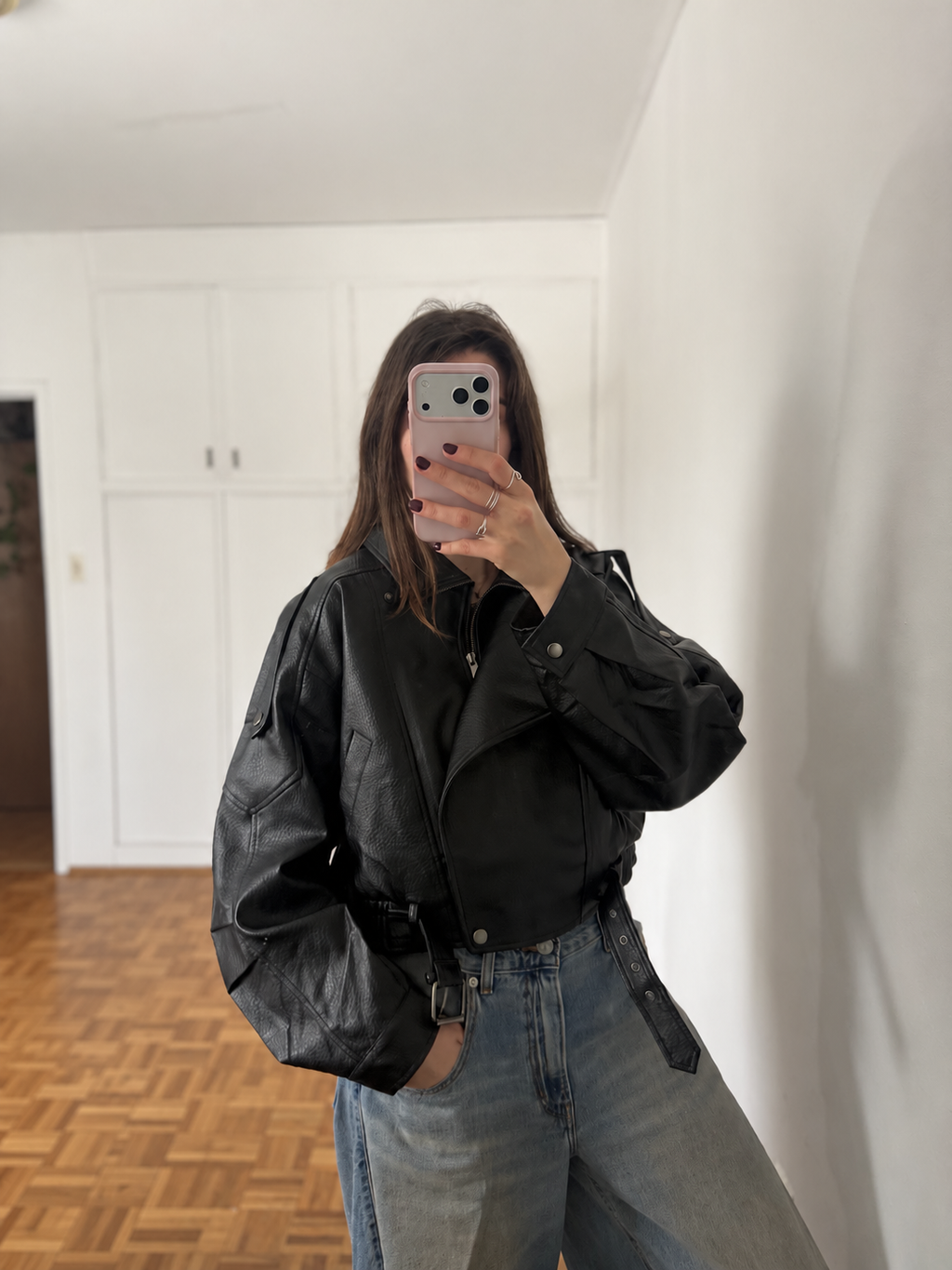 Campera Eco Memphis Negro con cinto y elástico en la cintura