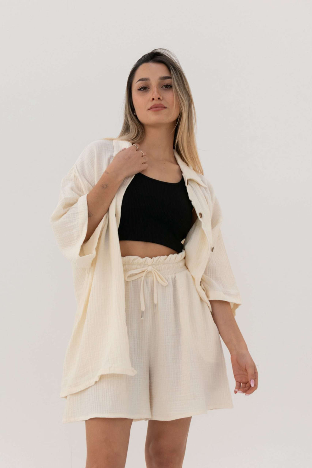 Short Libra Crudo sin cambio