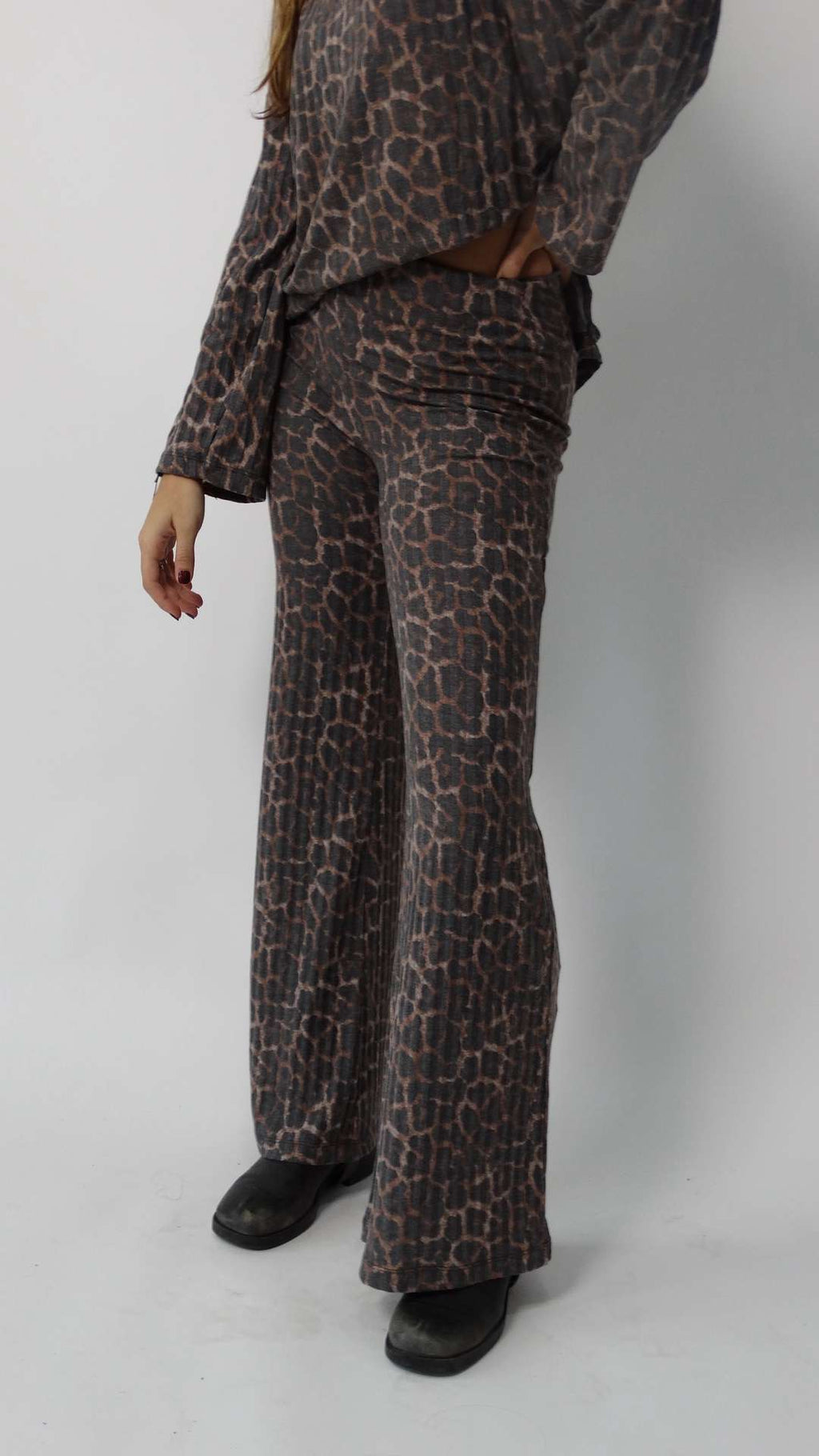Set Print (Sweater + Pant)