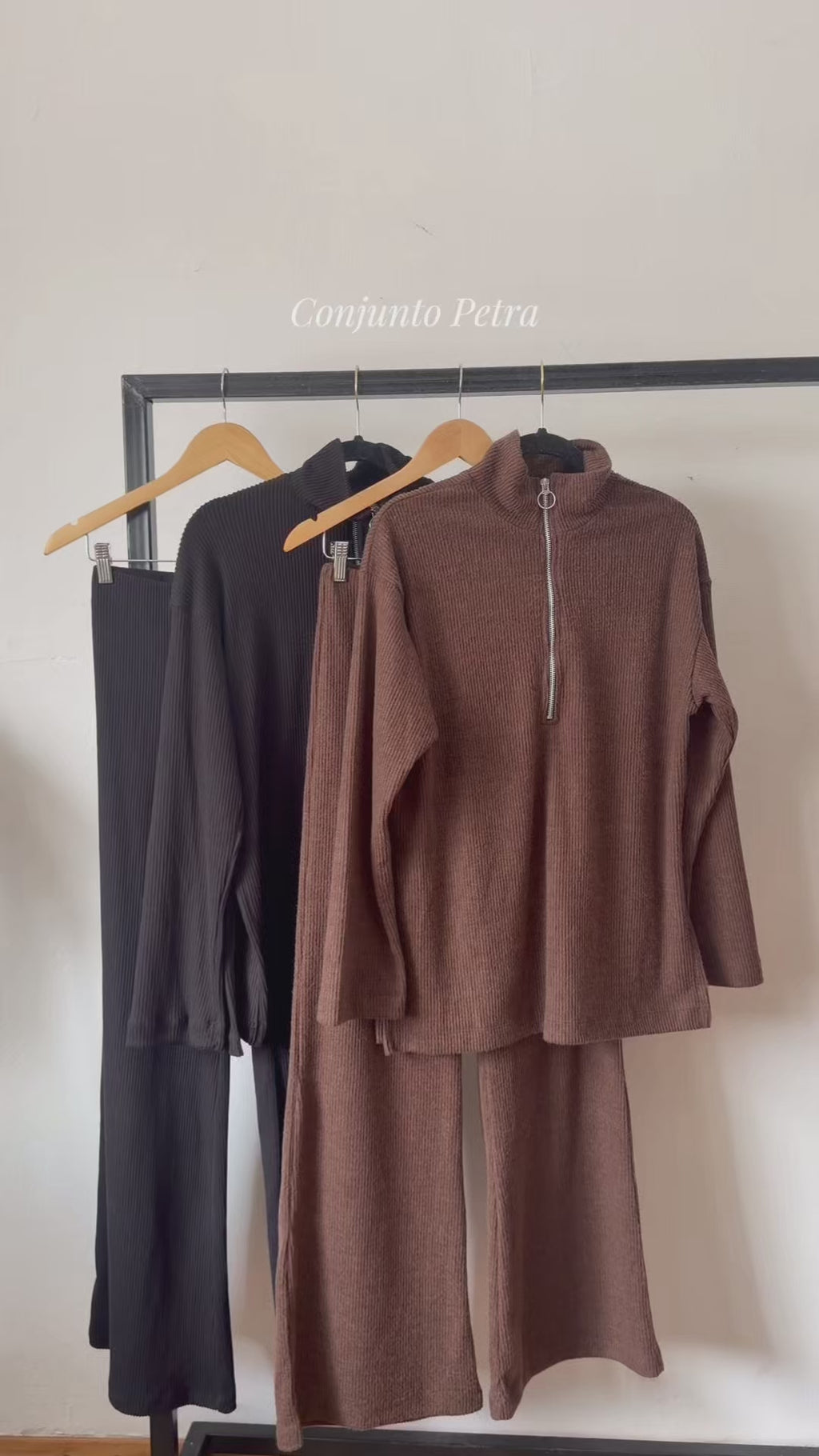 Set Petra Chocolate / Sweater + Pant