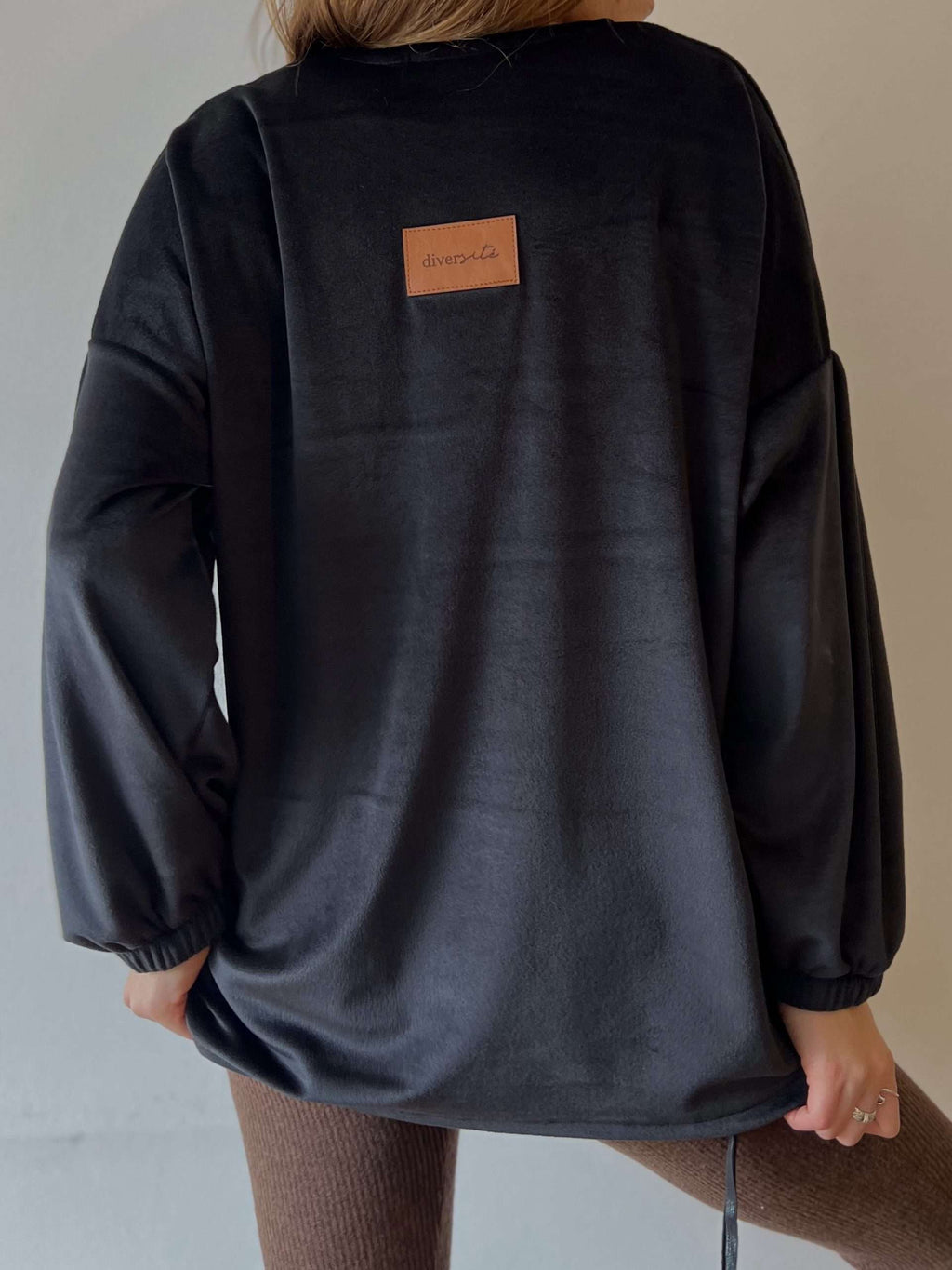 Sobrecamisa Plush Mística Negro sin cambio