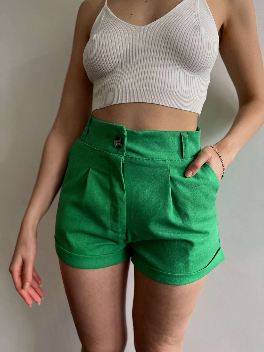 Short Petunia Verde Sin Cambio
