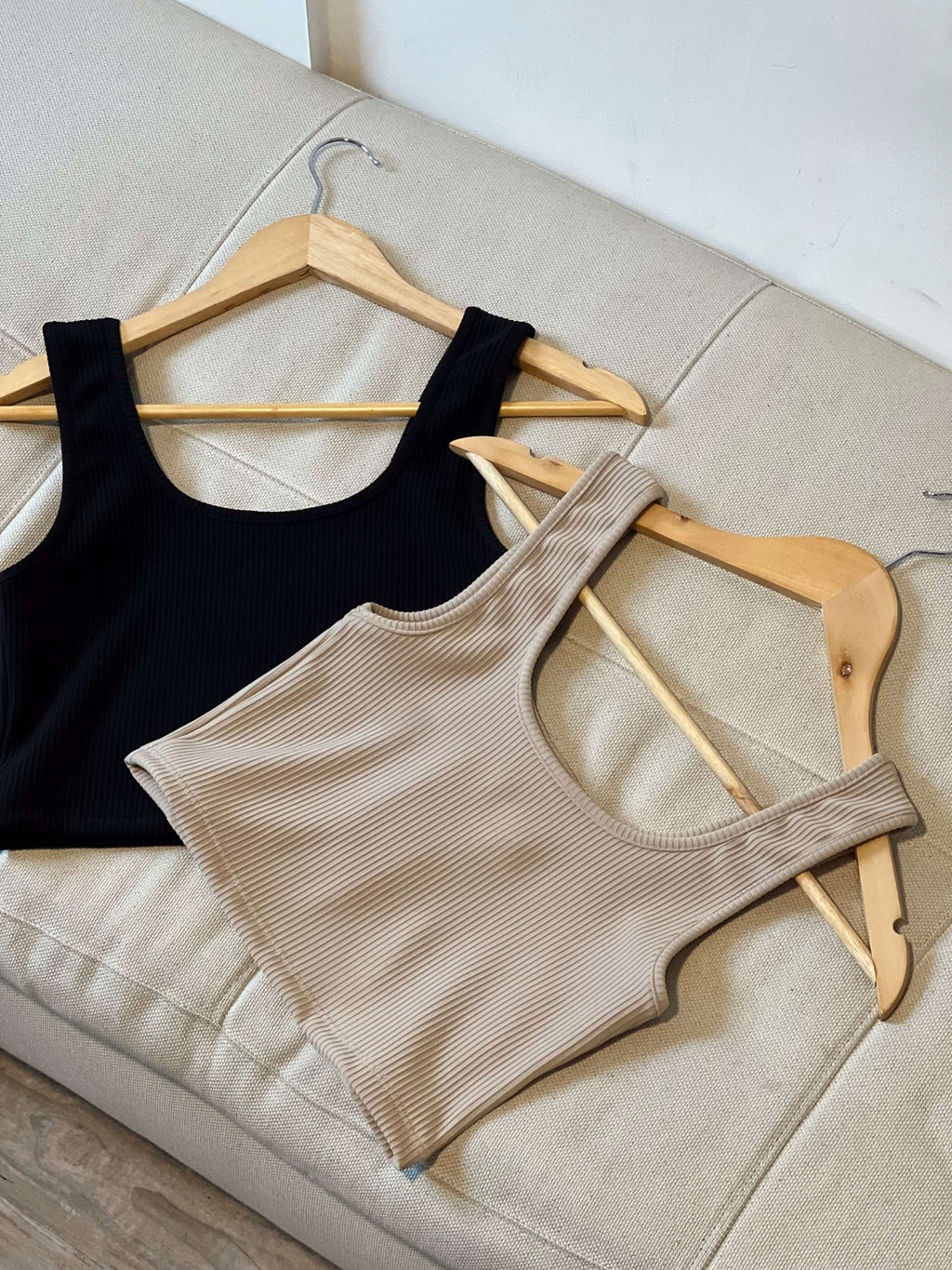 Top Vancouver Beige Sin Cambio
