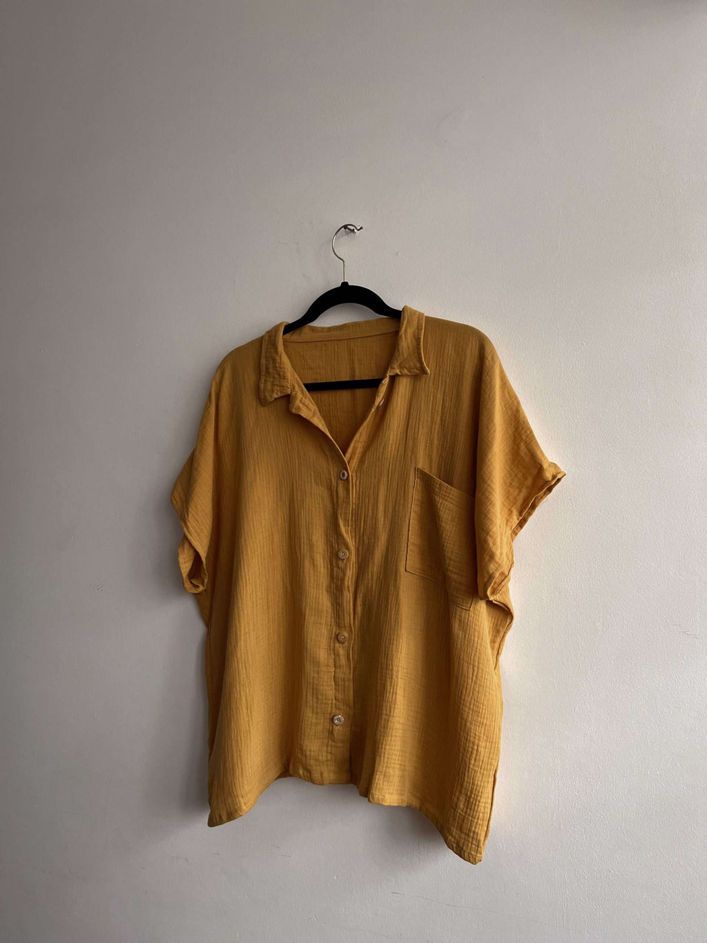 Sobrecamisa Saggi Mostaza Sin Cambio